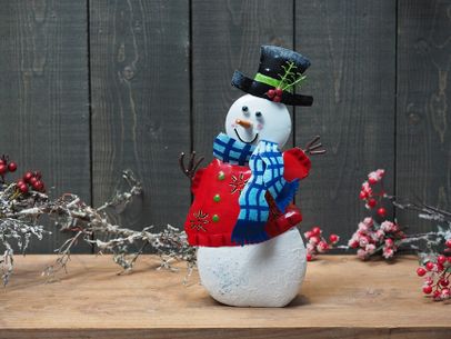 Milý snehuliak, svietnik, vianočná kovová dekorácia, 32x17x9 cm